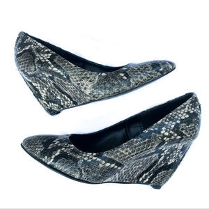 Express Snake skin Wedge Heel sz 7